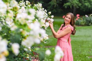 Not sure when to schedule your senior photos? This guide breaks down the best season for senior photos in Raleigh—including fall, summer, spring, and winter sessions. Discover the pros, cons, and signature looks of each!